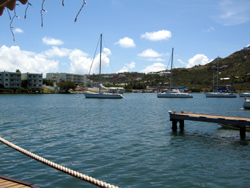 Oyster Pond: la baia vista dal ristorante Captain Oliver's