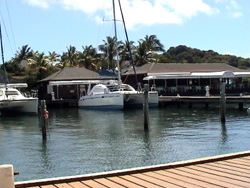 Oyster Pond: La base Moorings