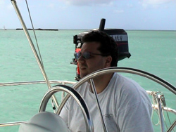 Simpson Bay: in coda per entrare in laguna, Max concentrato.