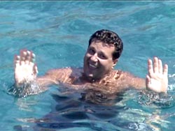 Max nell'acqua di Punta Faraglione