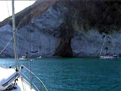 Ponza, baia del Frontone