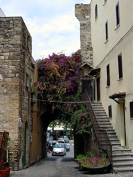 Stessa porta vista dall'altra parte