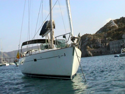 Y2K a Lipari: affollamento sullo sfondo.