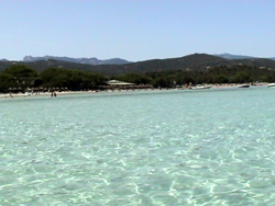 Santa Giulia: la splendida spiaggia.