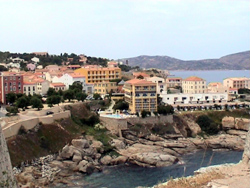 Calv: il paese dai bastioni