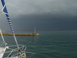 Cala Camiciotto: arriva il temporale.