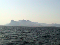 Verso Ustica: lasciamo Capo San Vito