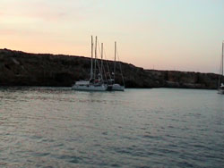 Favignana: ormeggiati in localit Punta Marsala