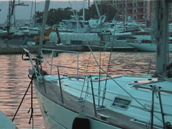 Y2K e i colori del tramonto a Cannes